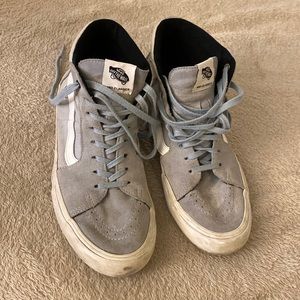 Mens Vans High-Top skateboard shoes